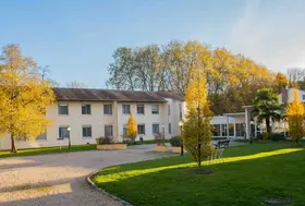 clinique du chateau de villebouzin exterieur