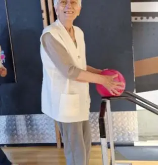 emeis clos alienor bowling