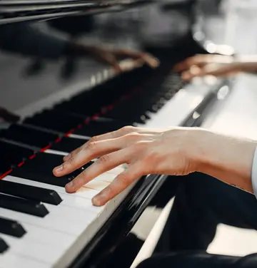emeis-residence-les-lys-rocquencourt-actualite-piano.png