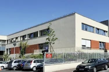 340-emeis-centre-de-reeducation-livry-gargan-vauban-facade