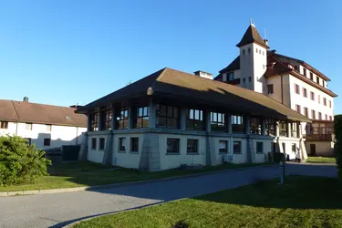 clinique du chateau de bon attrait villaz restauration ad est