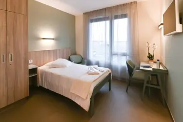 clinique des sacres 3