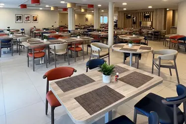 clinique les buissonnets restaurant