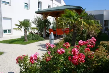 maison de retraite les aloes saint sulpice de royan 04