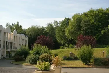 maison de retraite la cerisaie poigny la foret 03