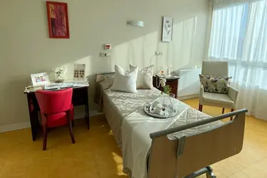 maison de retraite residence ondine chambre fleurs