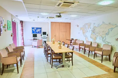 residence crampel salon activites